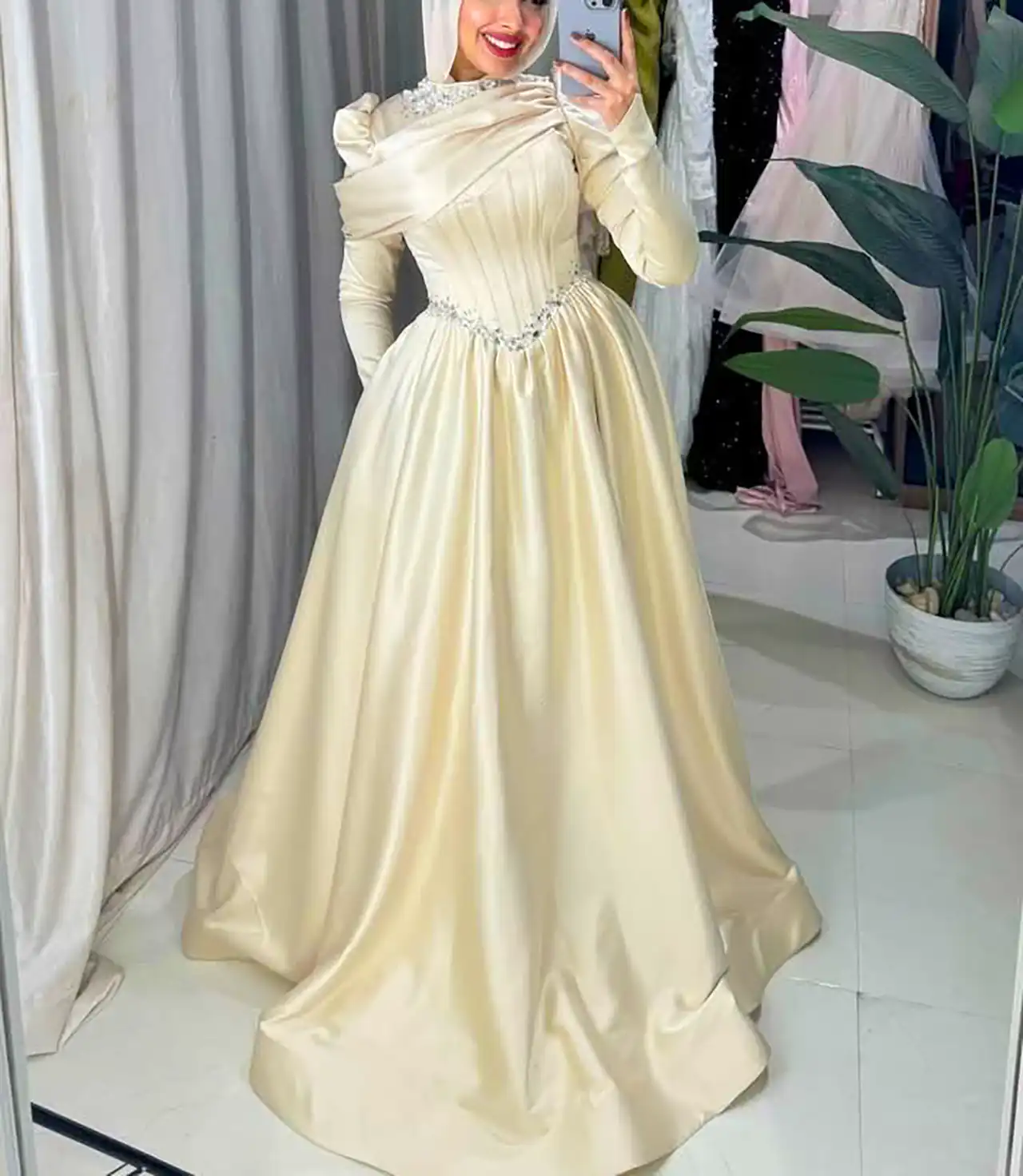 لباس مجلسی پوشیده و شیک