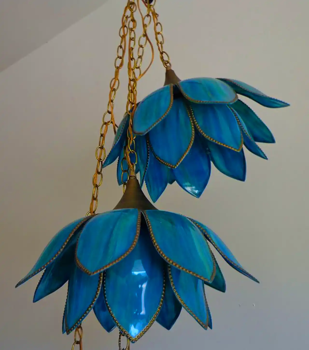 لوستر و چراغ آویز طرح گل 