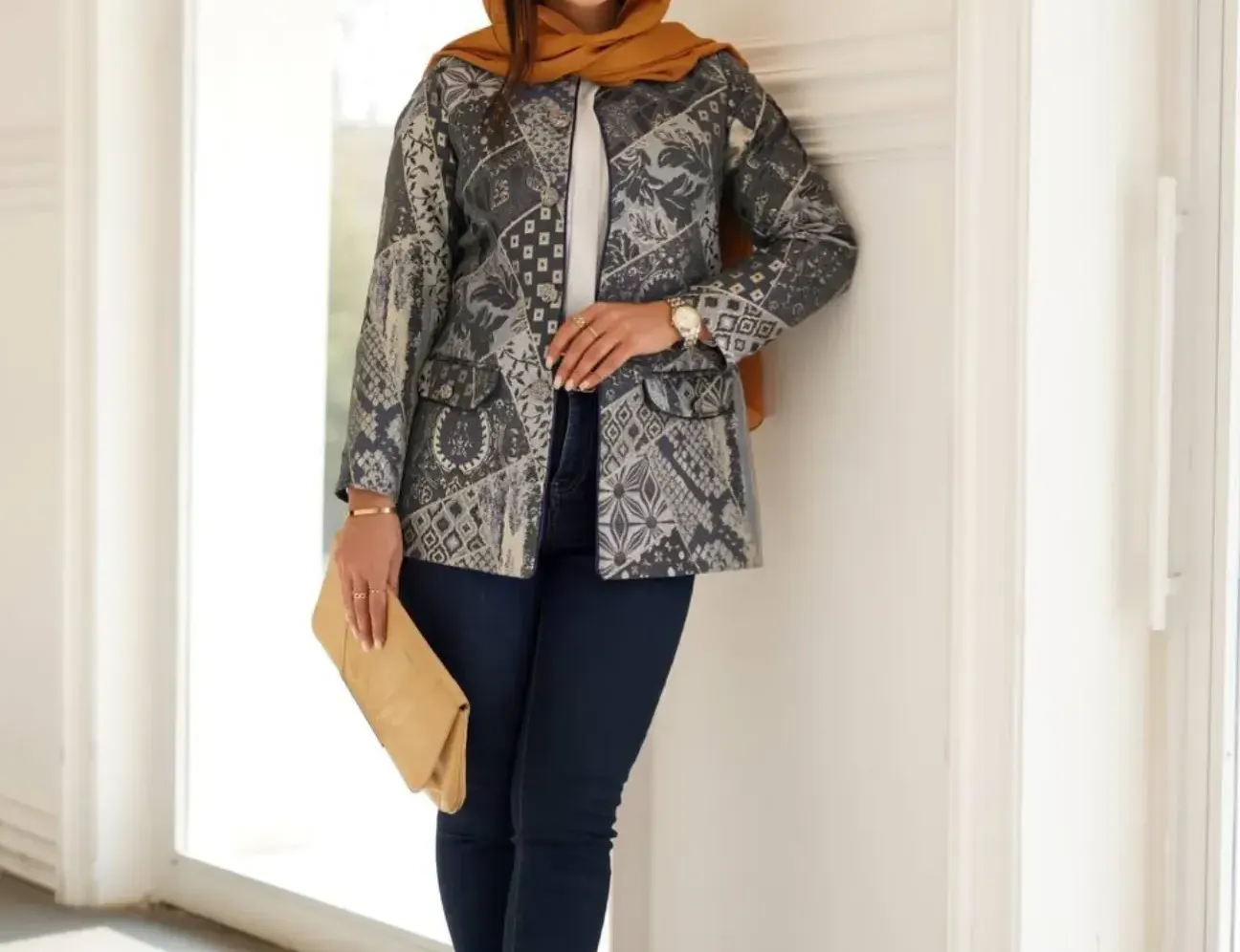 مانتو کلاسیک خوش فرم