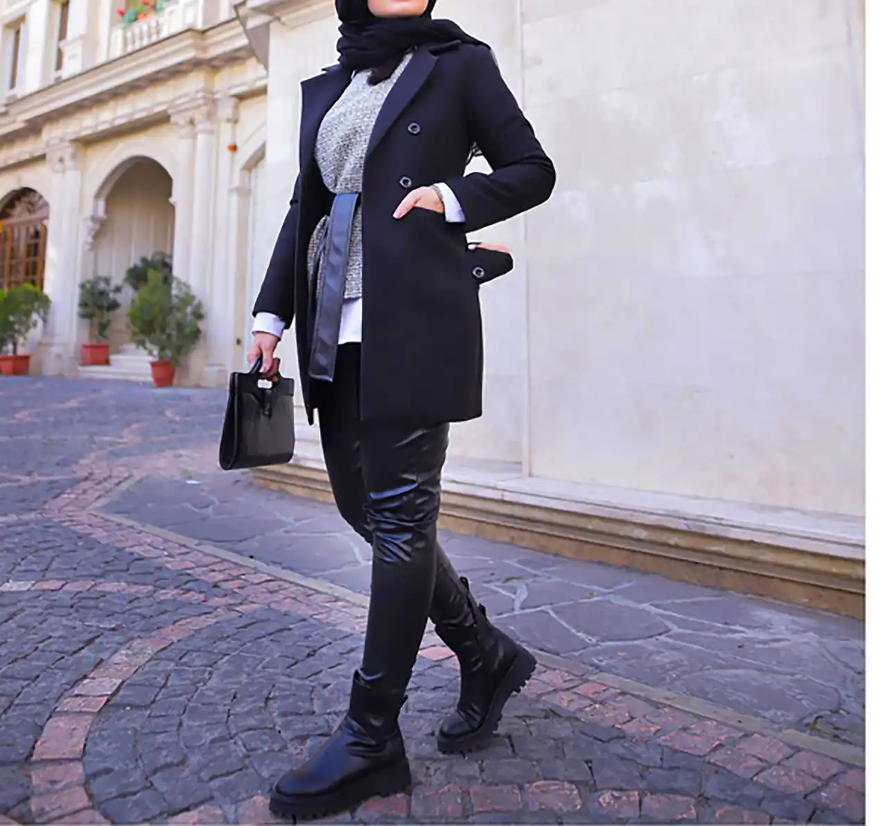 مانتو زنانه شیک و مدرن 