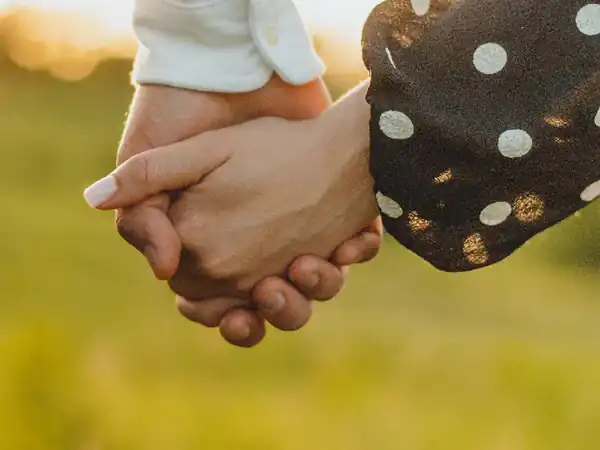 تعبیر خواب معشوق در خانه برای دختر مجرد + برای زن متاهل و باردار و دختر مجرد و از دید مولف