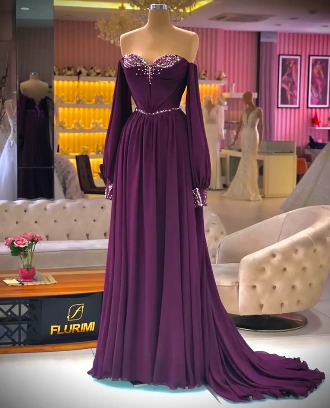 ماکسی مجلسی برای تالار