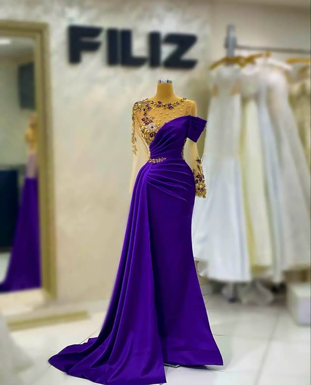 ماکسی مجلسی برای تالار