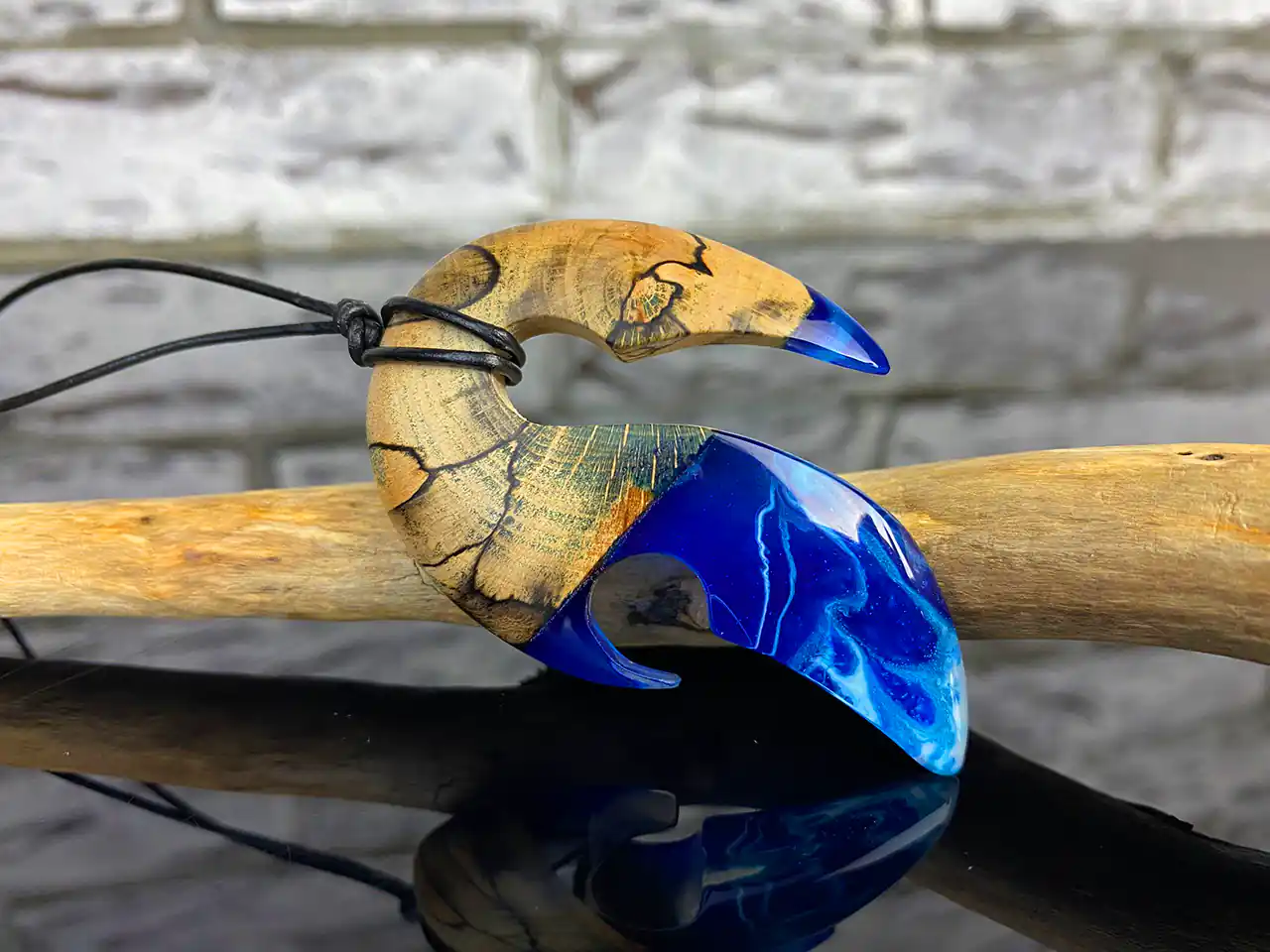 مدل گردنبند با طرح رزین