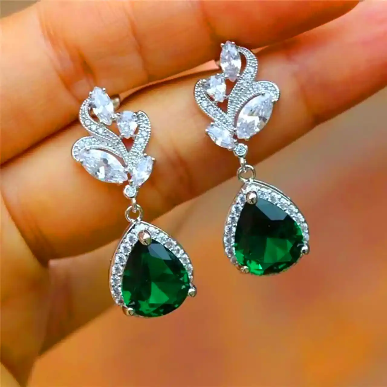 مدل گوشواره جواهری زیبا