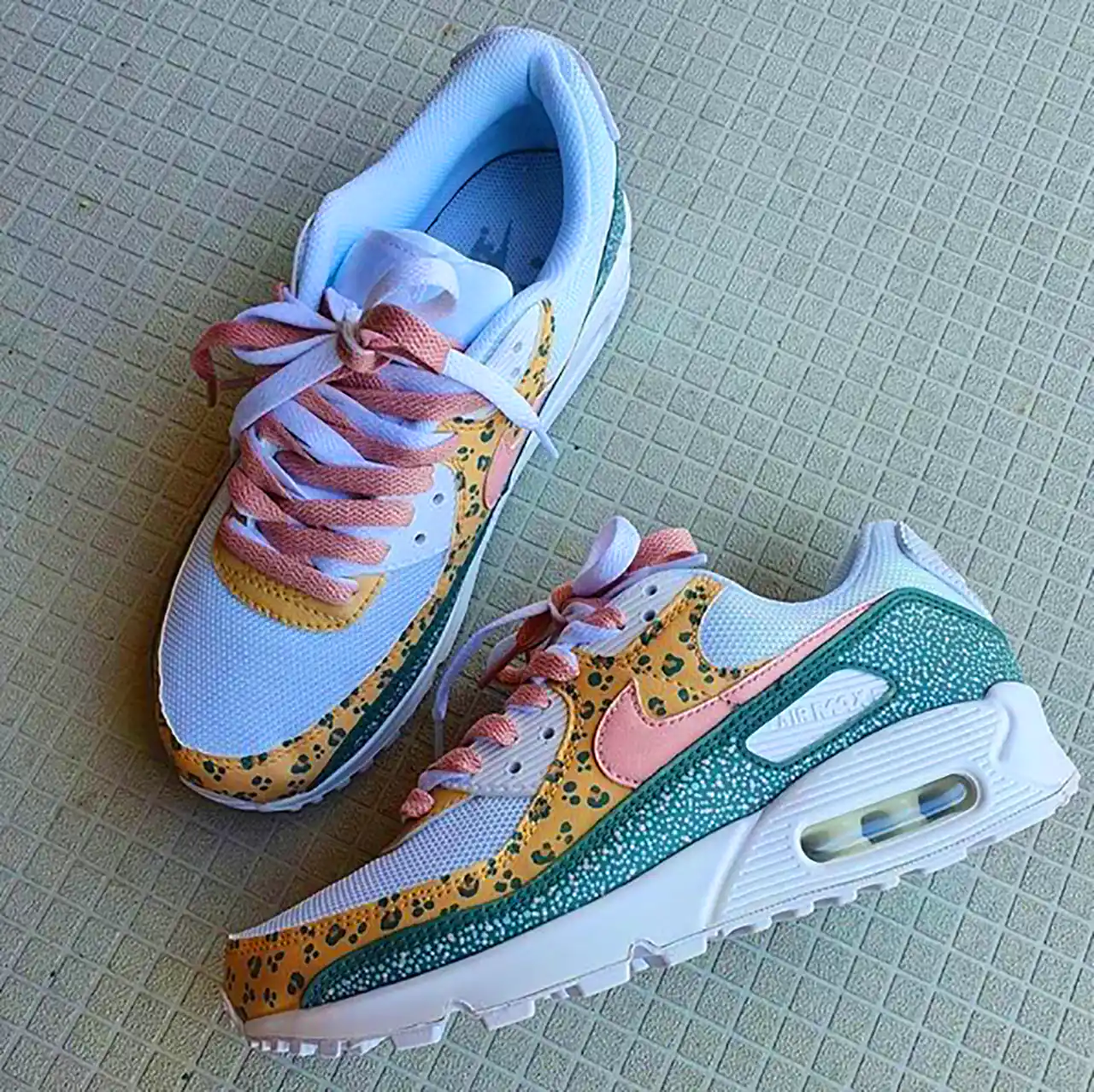 مدل کتونی لوکس و رنگی