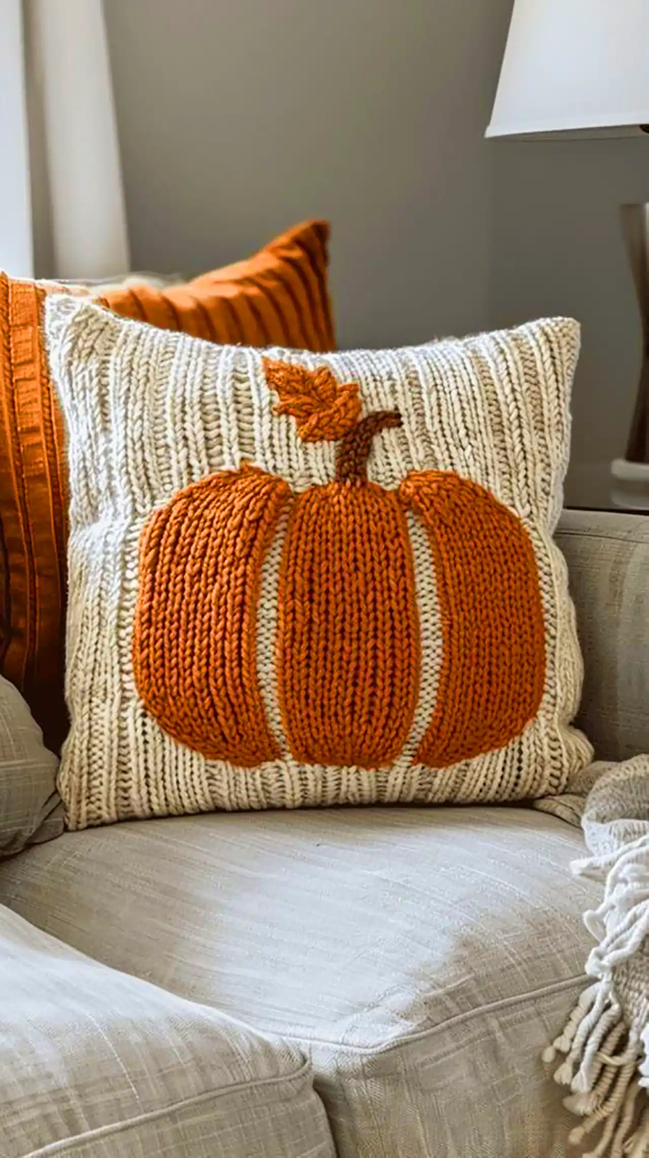 مدل کوسن با تم پاییزی