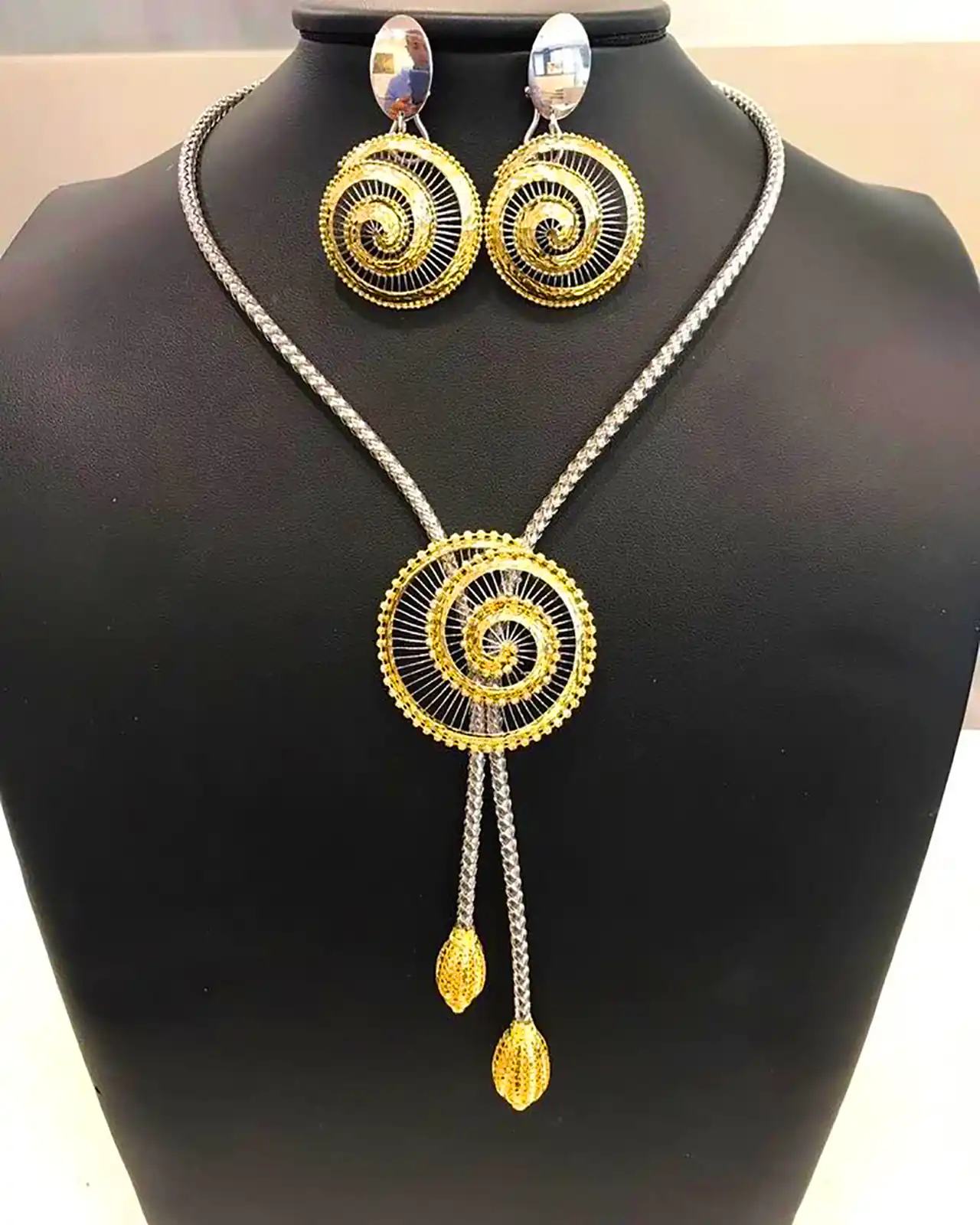 مدل سرویس طلا اجرت بالا