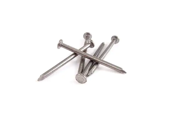 تعبیر خواب میخ + برای زن متاهل و باردار و دختر مجرد و از دید مولف