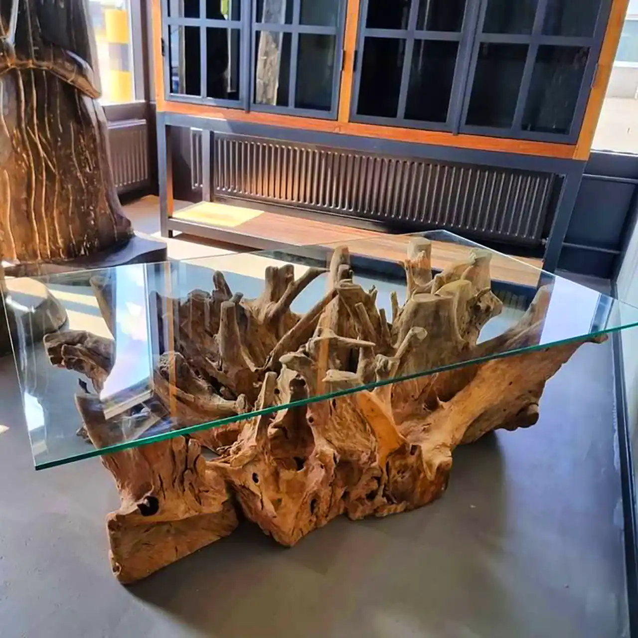 میز عسلی با تنه درخت