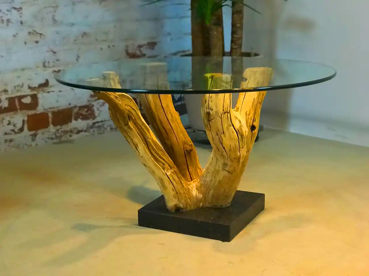 میز عسلی با تنه درخت