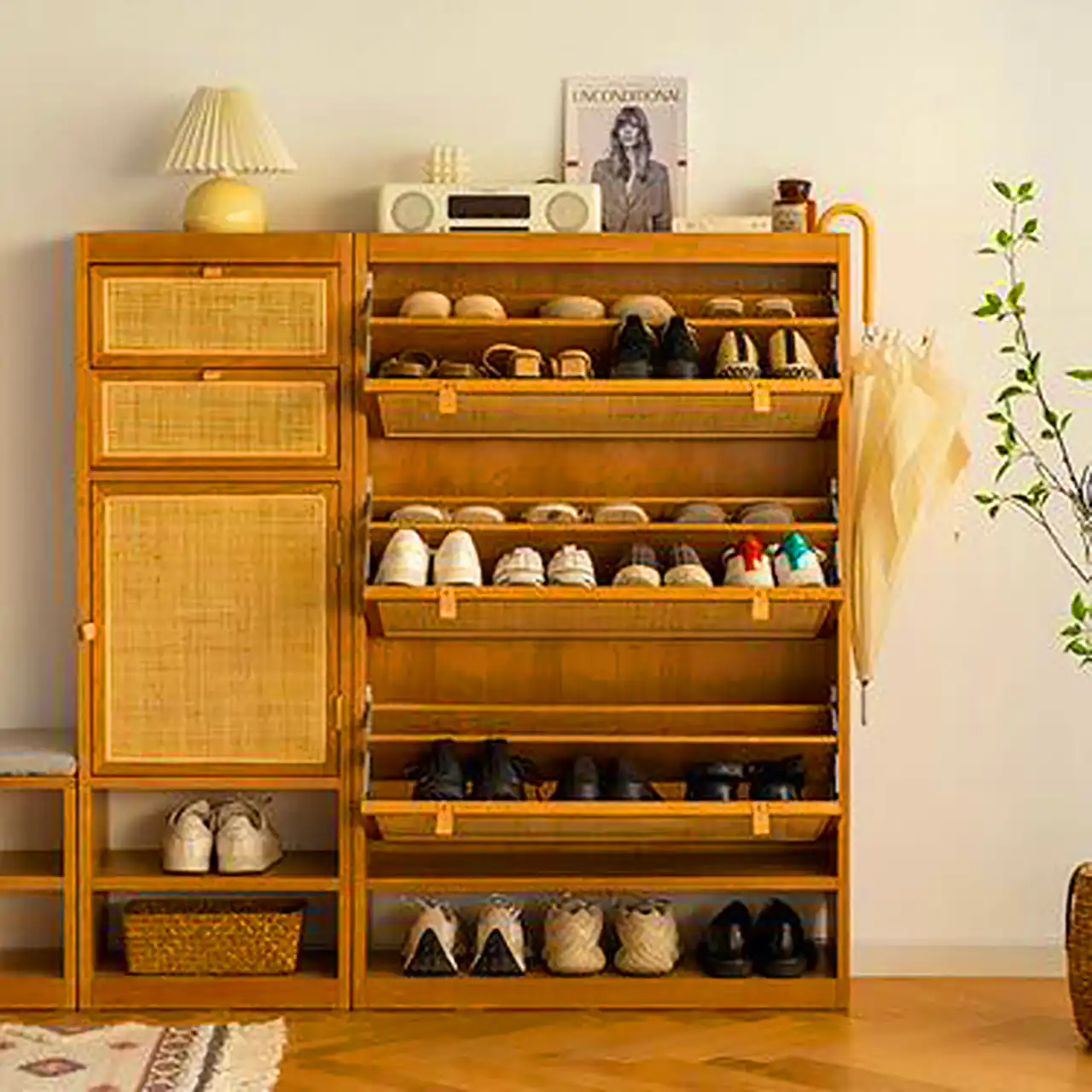 میز چوبی جاکفشی