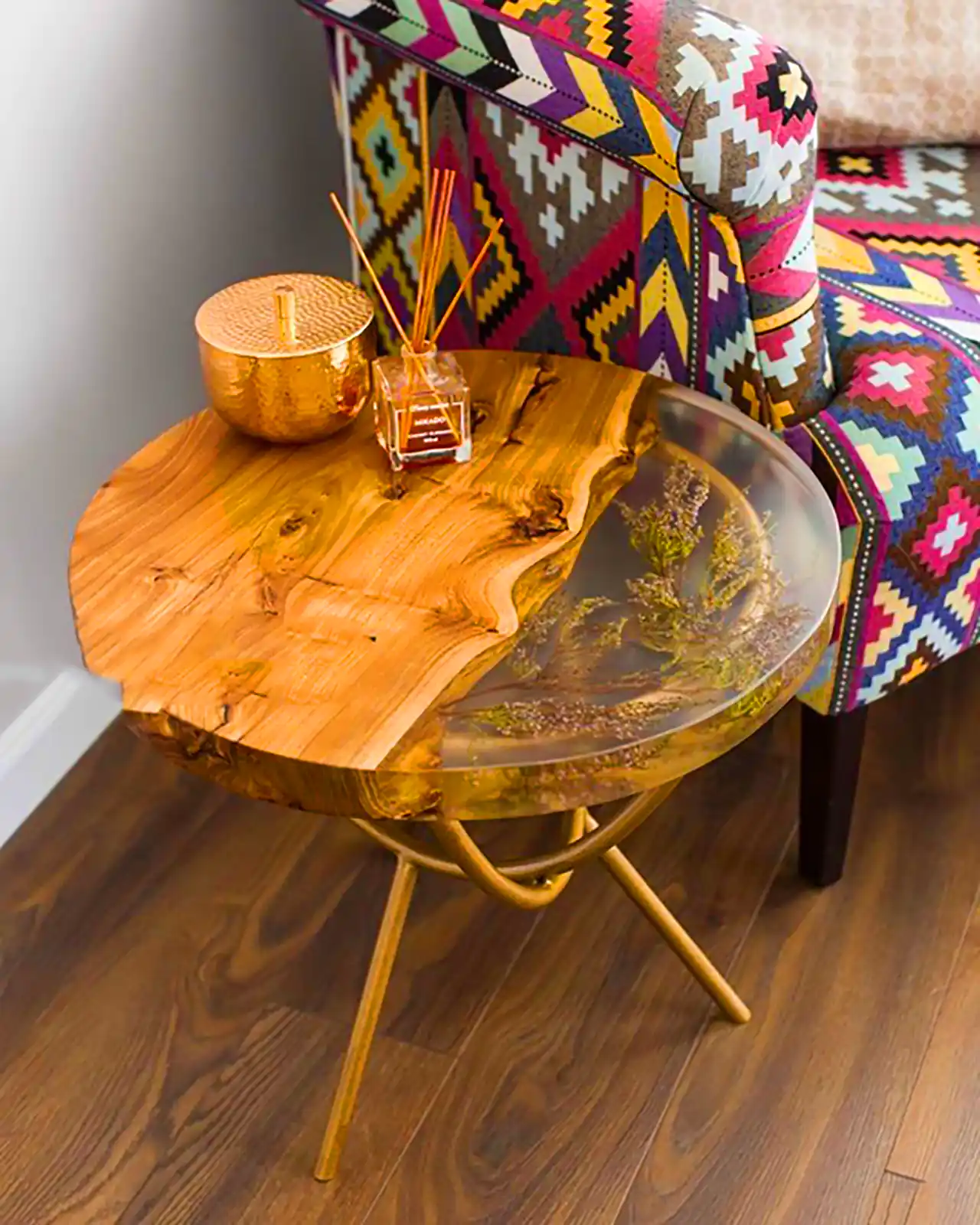 میز چوبی تنه درختی