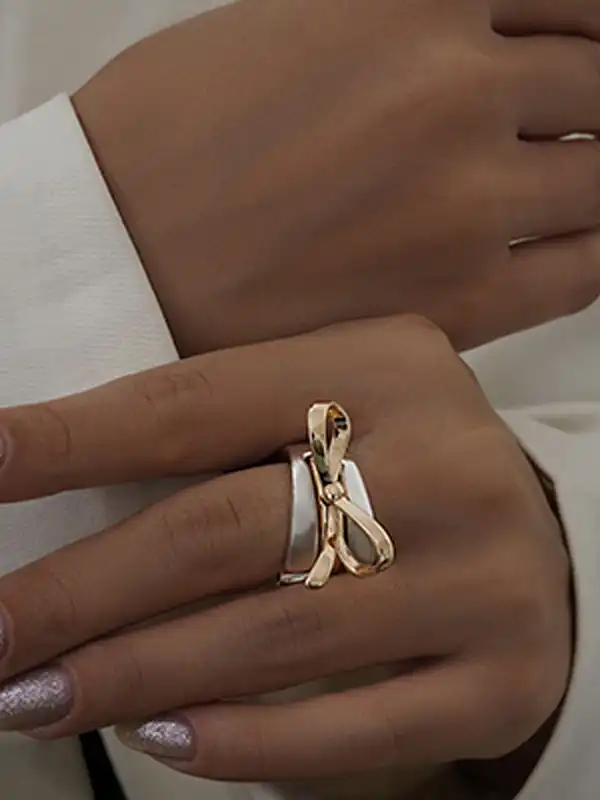 مدل انگشتر پاپیون + مدل انگشتر پاپیون از طراحی‌های کلاسیک و الماسی تا فانتزی