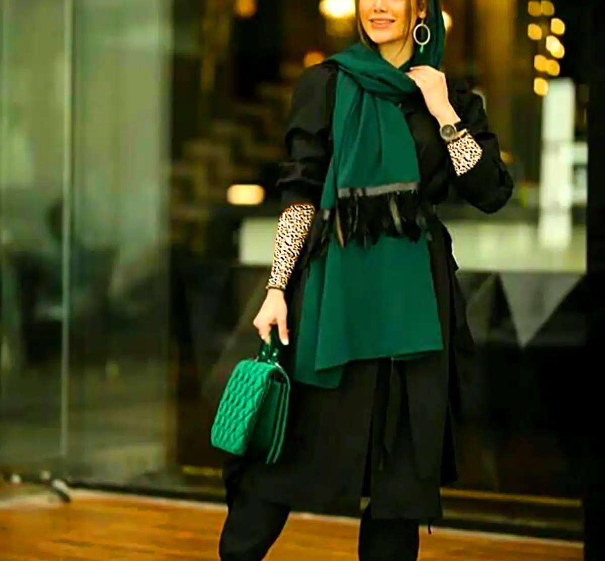 مدل لباس زنانه نیمه رسمی و خاص