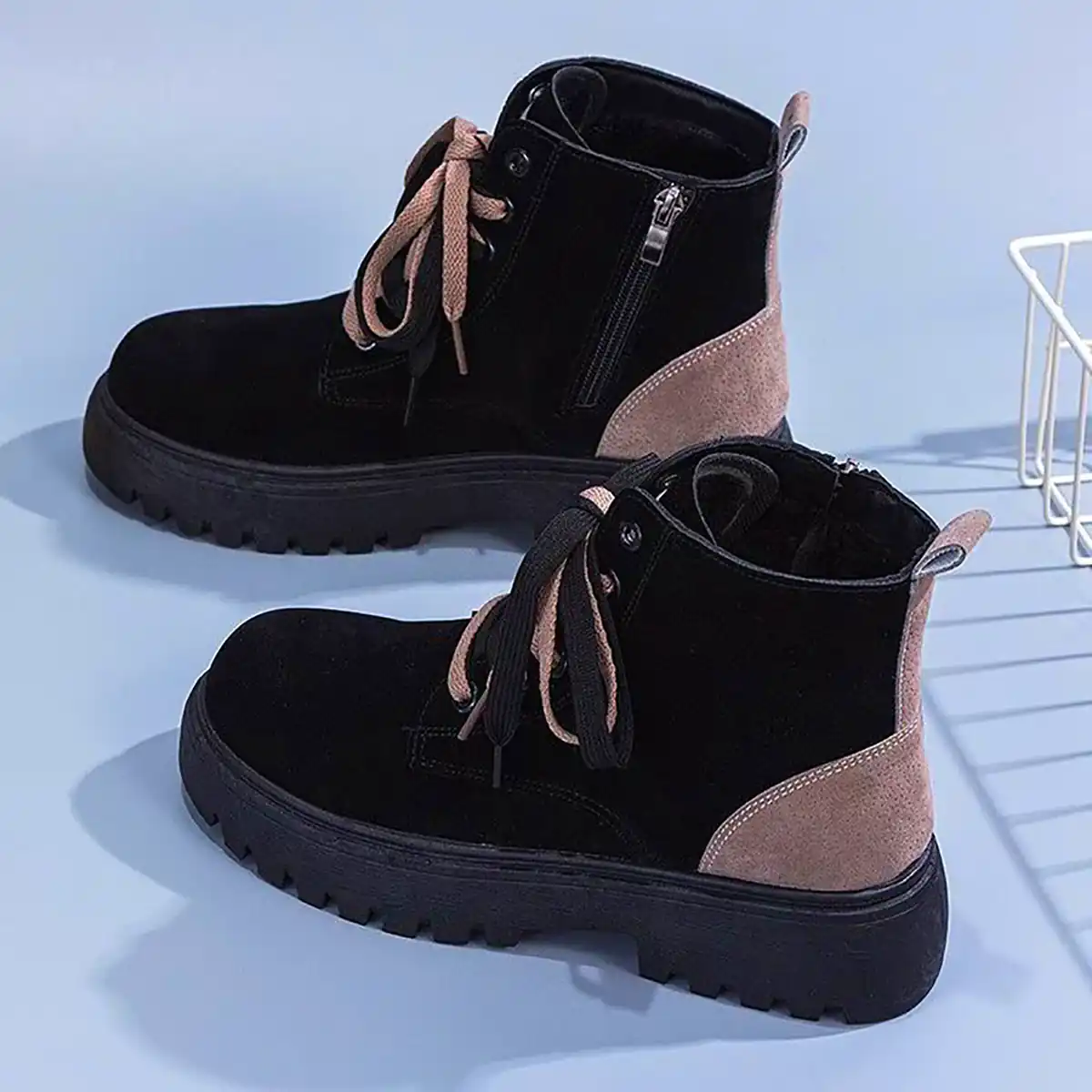 نیم بوت شیک پاییزه