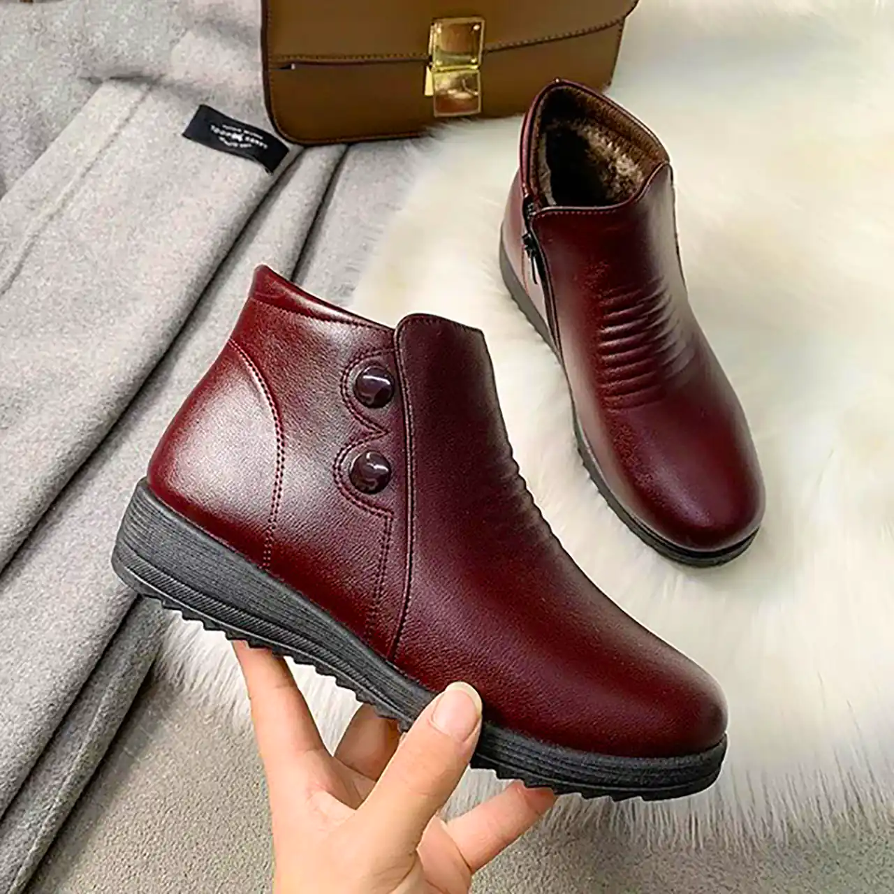 نیم بوت چرمی زنانه