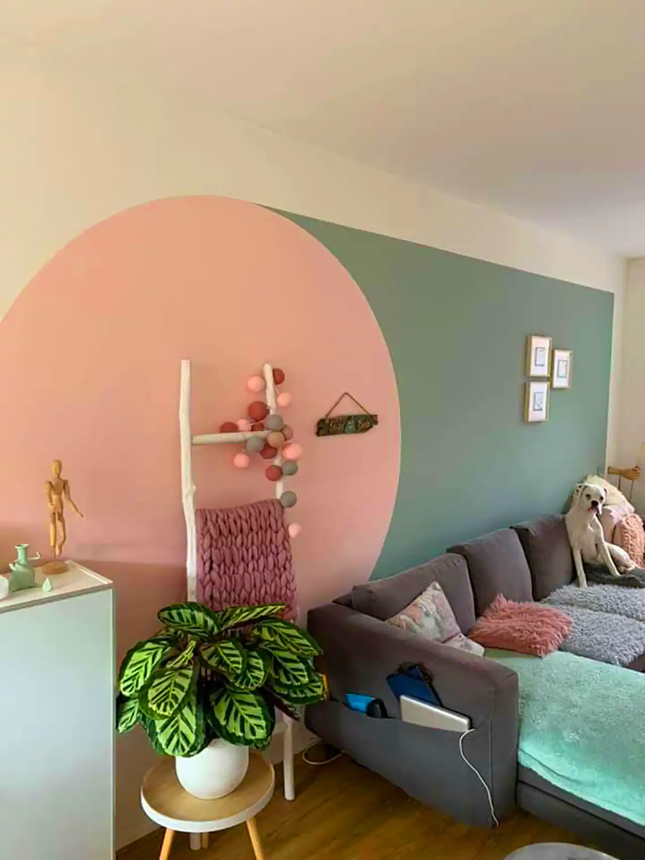 نقاشی ساده و خاص دیواری خونه