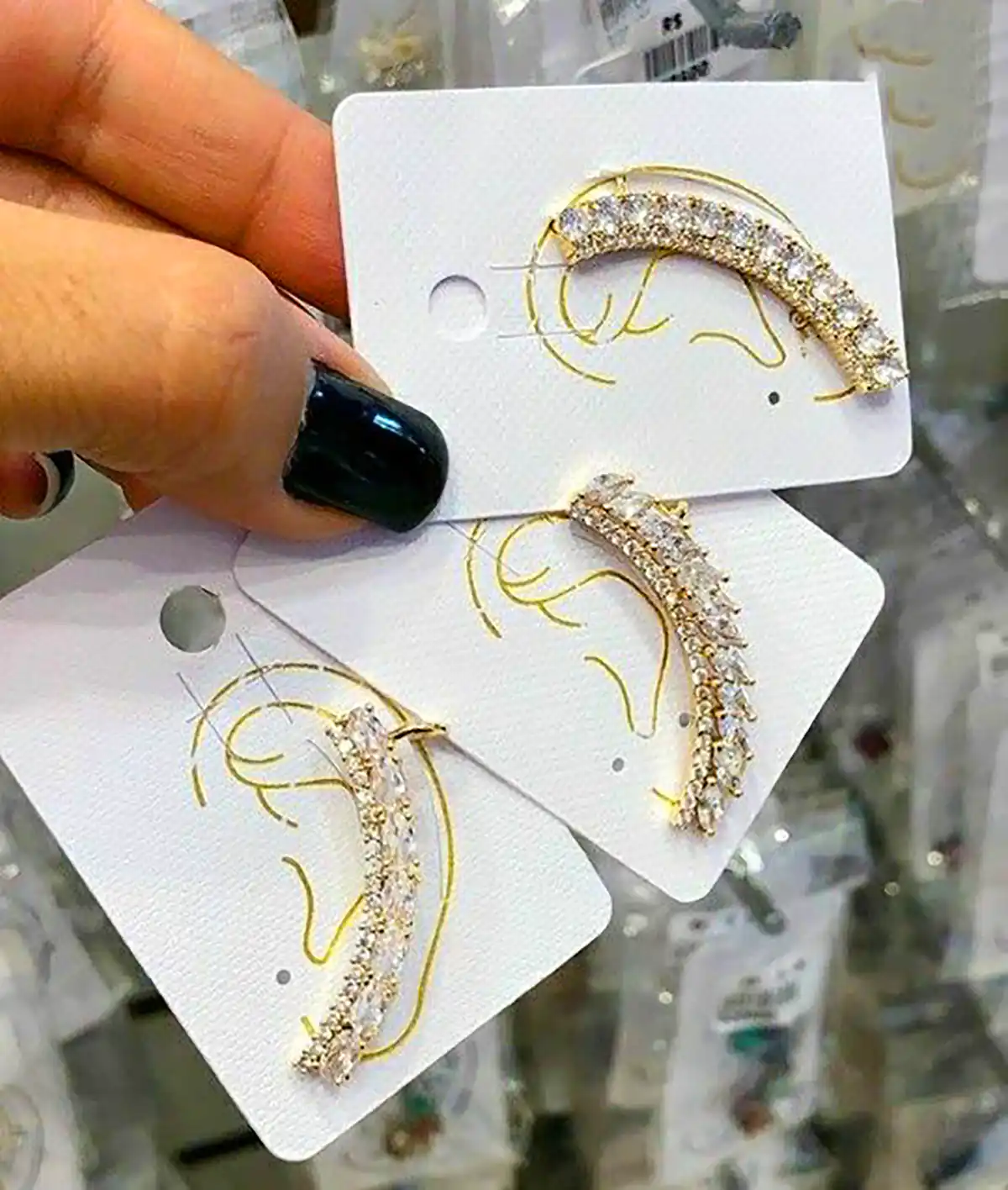 پیرسینگ کیوت گوش