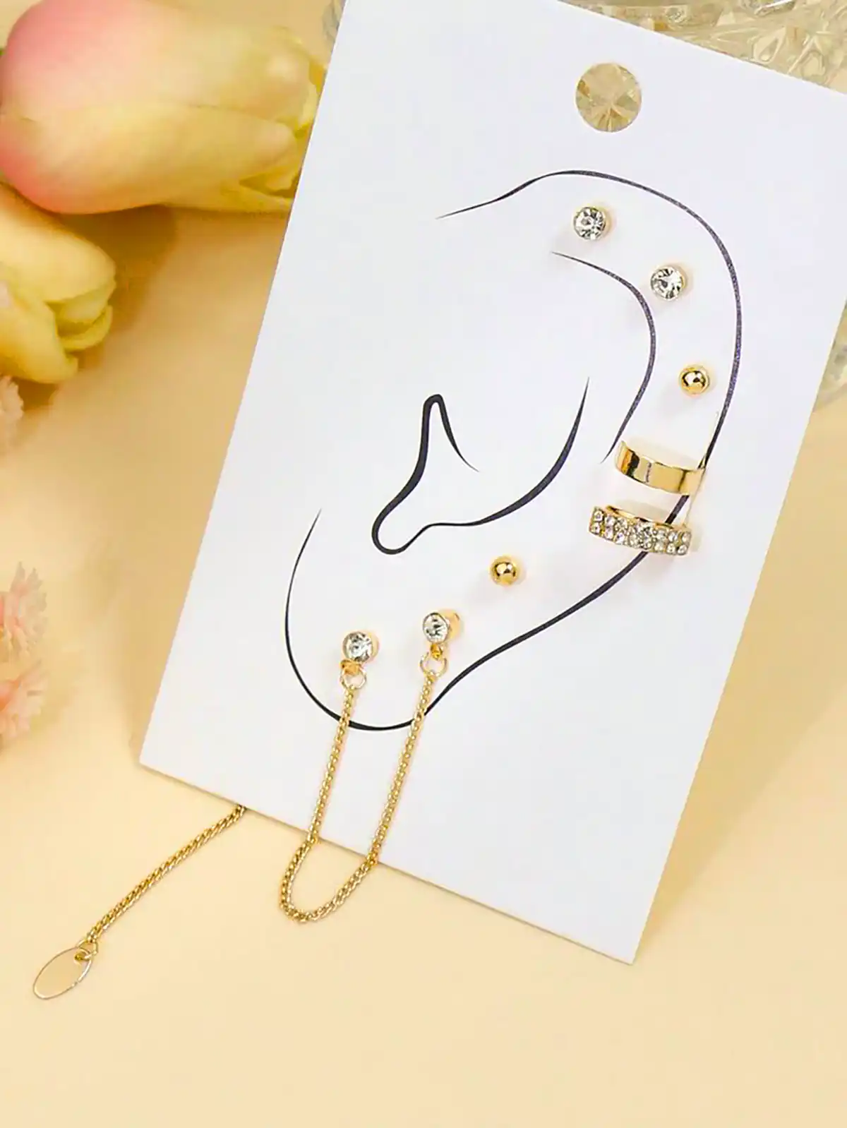 پیرسینگ کیوت گوش