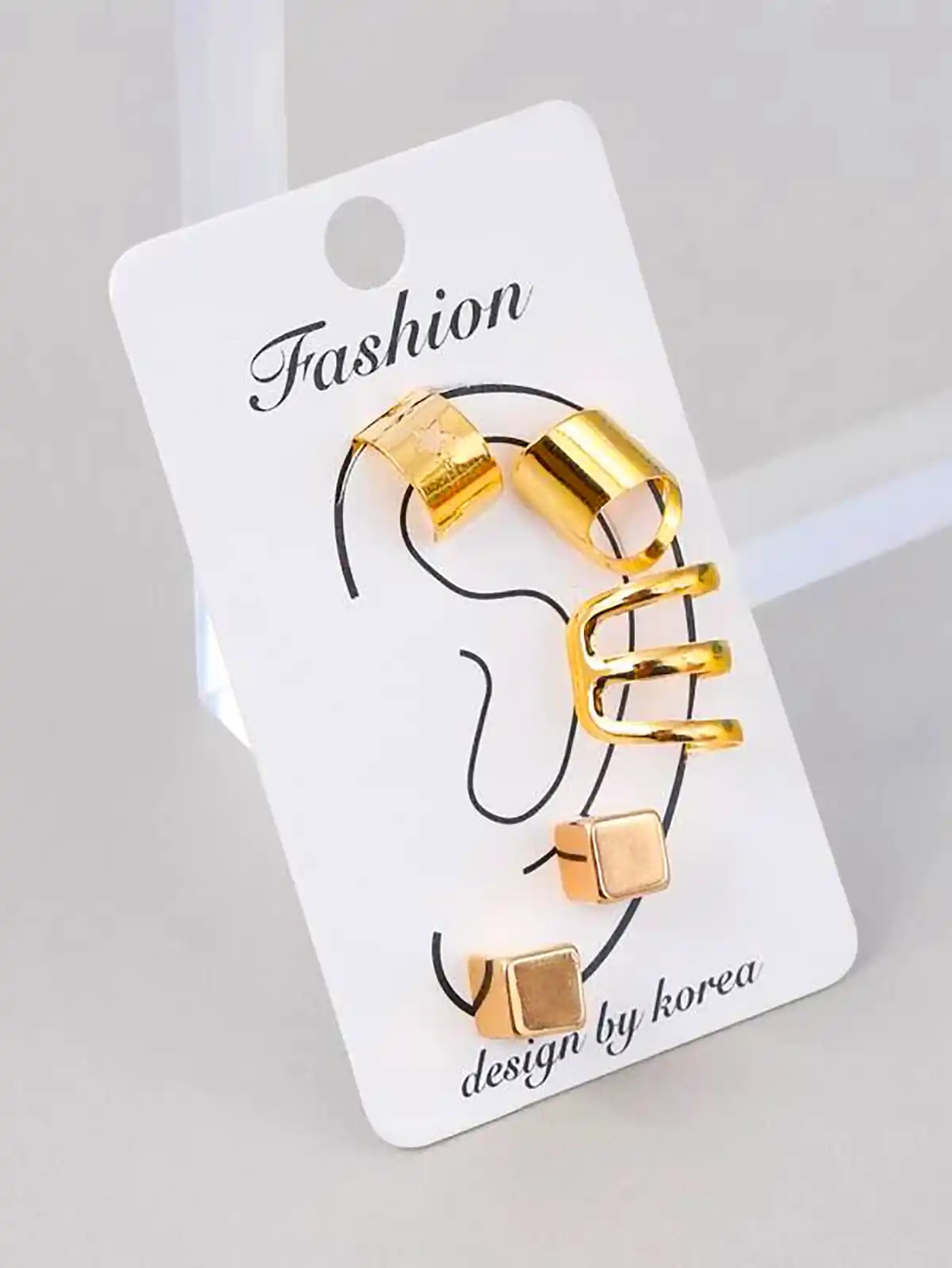 پیرسینگ کیوت گوش