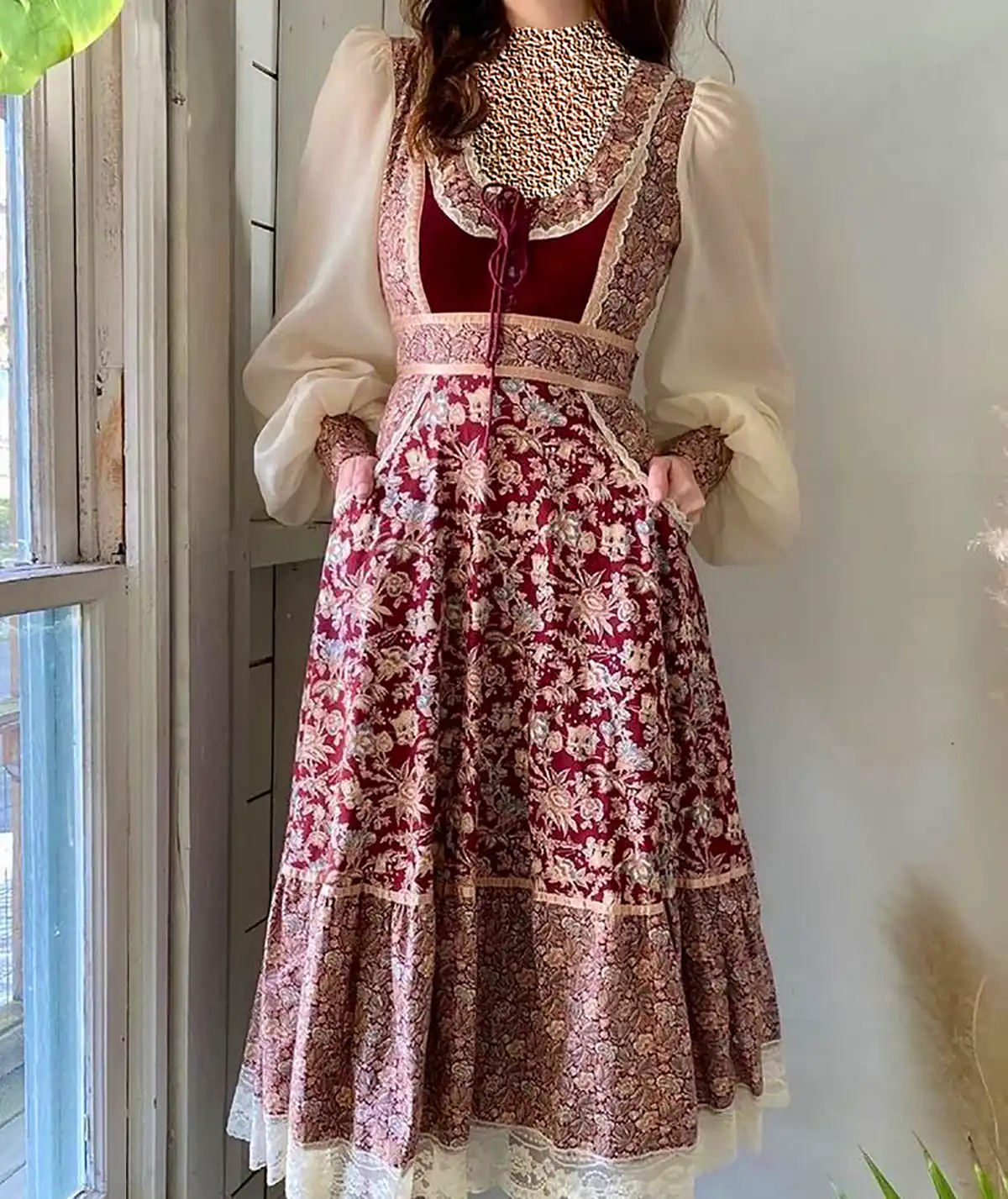 پیراهن نخی و کلاسیک دخترانه
