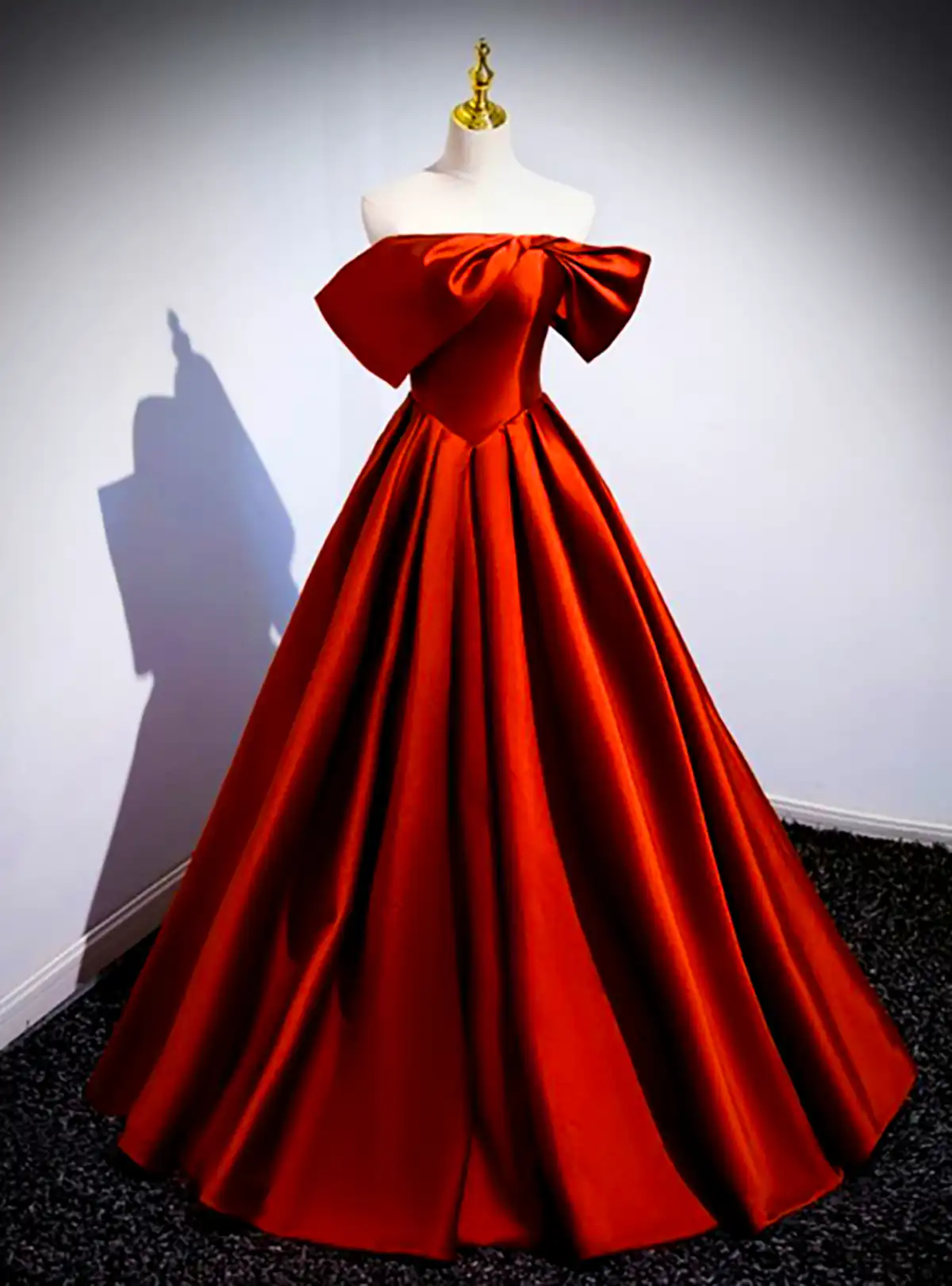 پیراهن ساتن دکلته