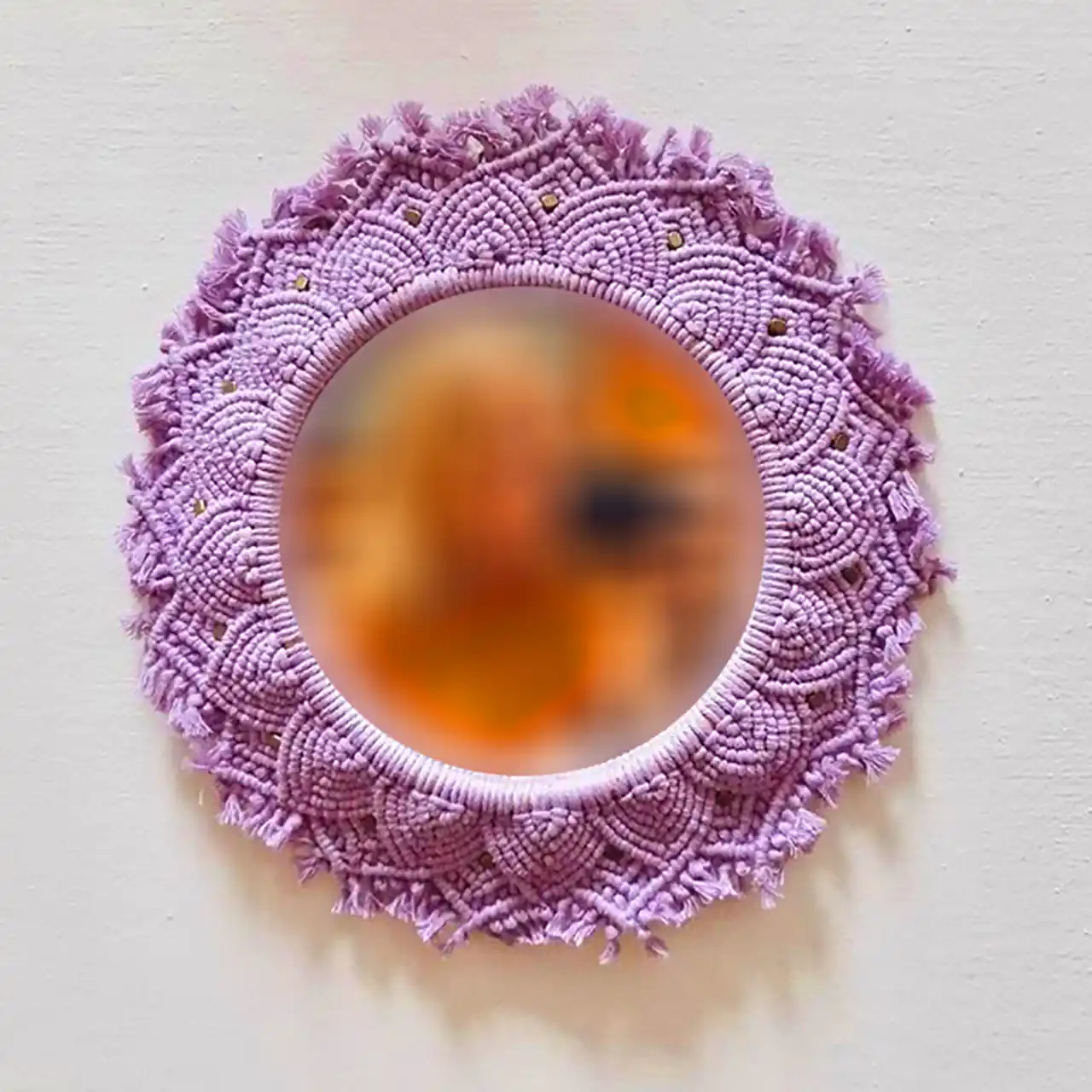 قاب دیوارکوب گرد مینیمال