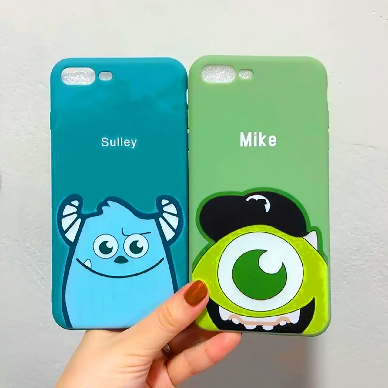 قاب گوشی طرح خانواده هیولاها 