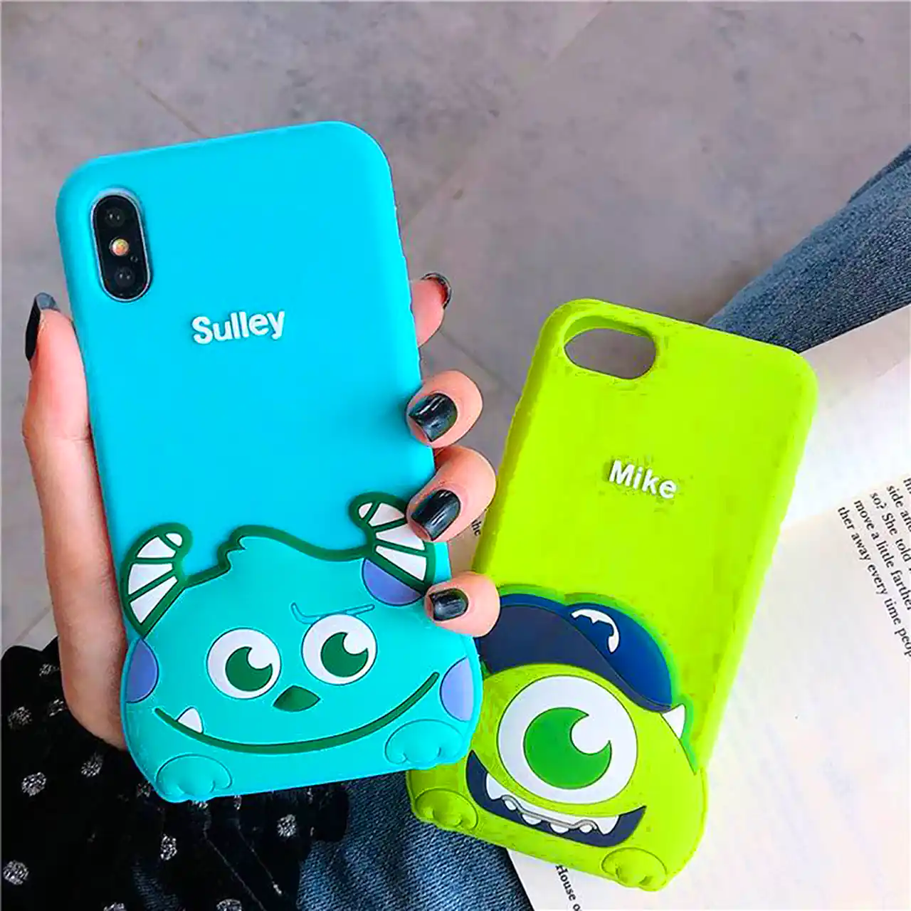 قاب گوشی طرح خانواده هیولاها 