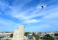 تعبیر خواب راه رفتن روی ابر سفید + برای زن متاهل و باردار و دختر مجرد و از دید مولف