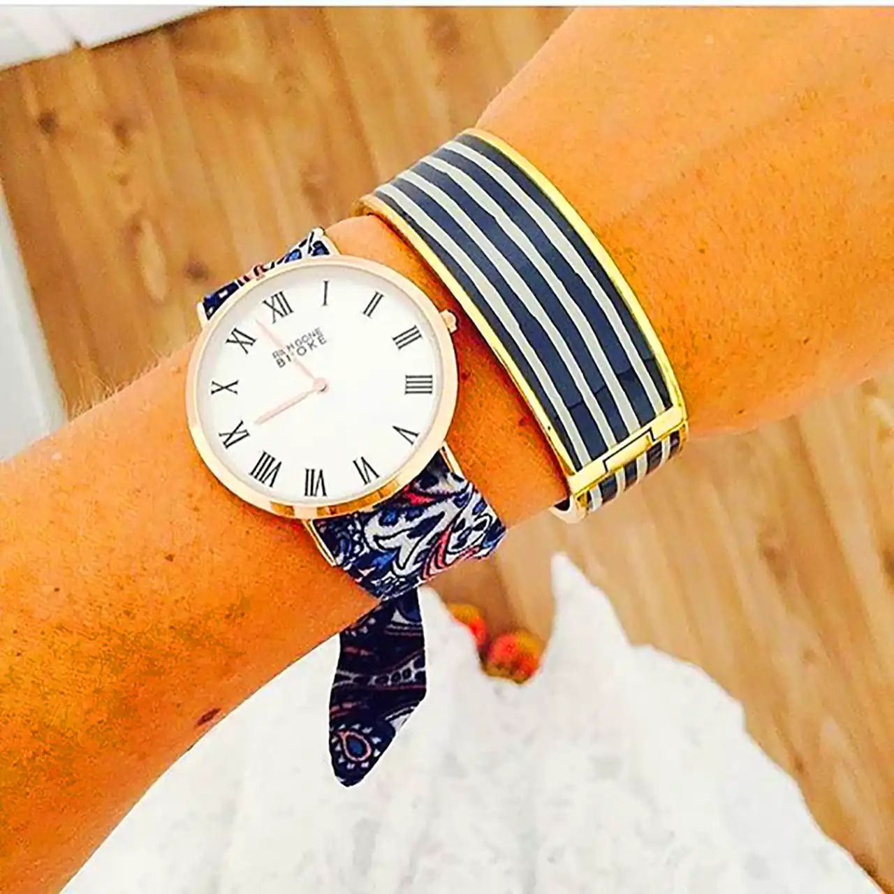 ساعت بند پارچه ای فشن 