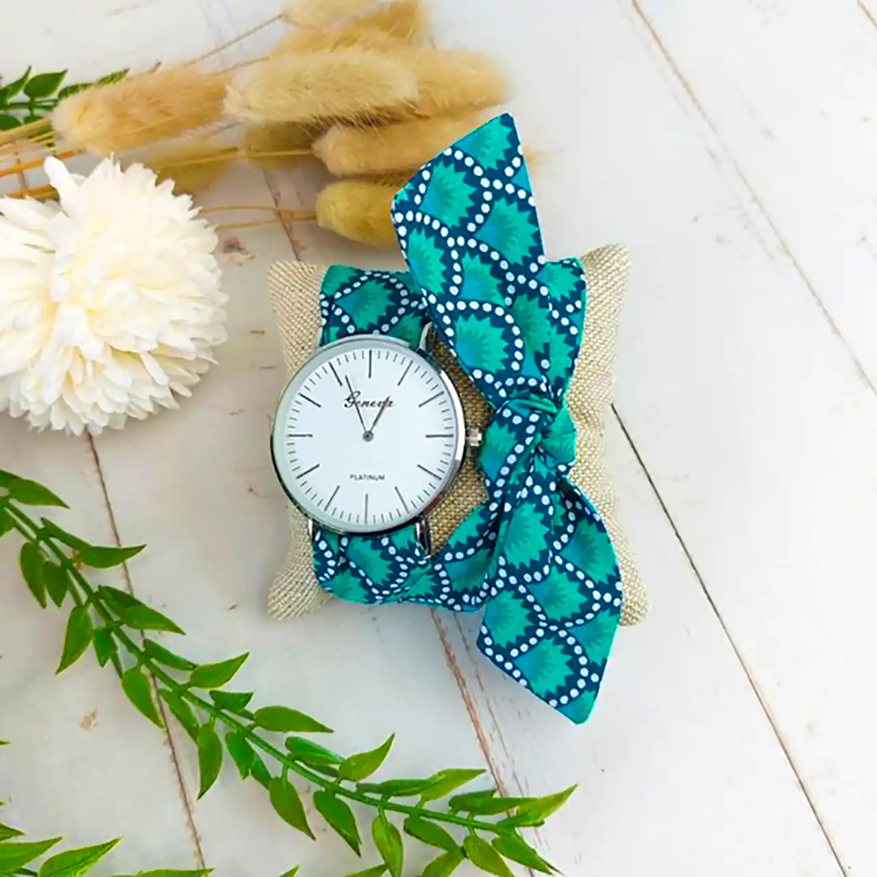 ساعت بند پارچه ای فشن 