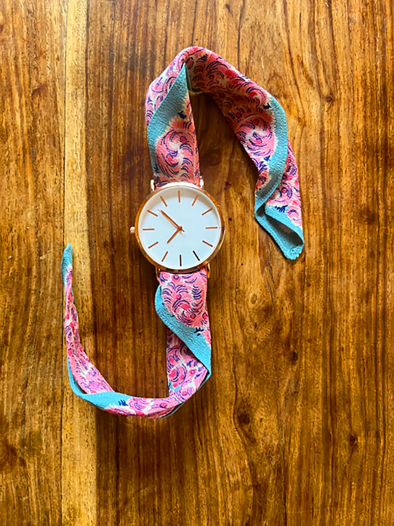 ساعت بند پارچه ای فشن 