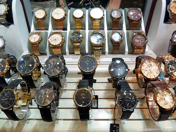 تعبیر خواب ساعت ابن سیرین + برای زن متاهل و باردار و دختر مجرد و از دید مولف