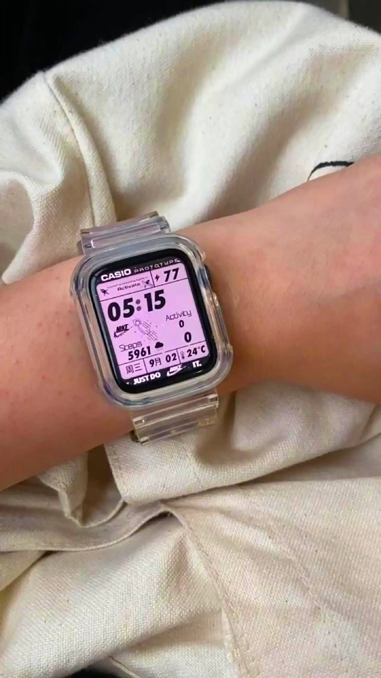 ساعت مآدینوشاپک دخترانه