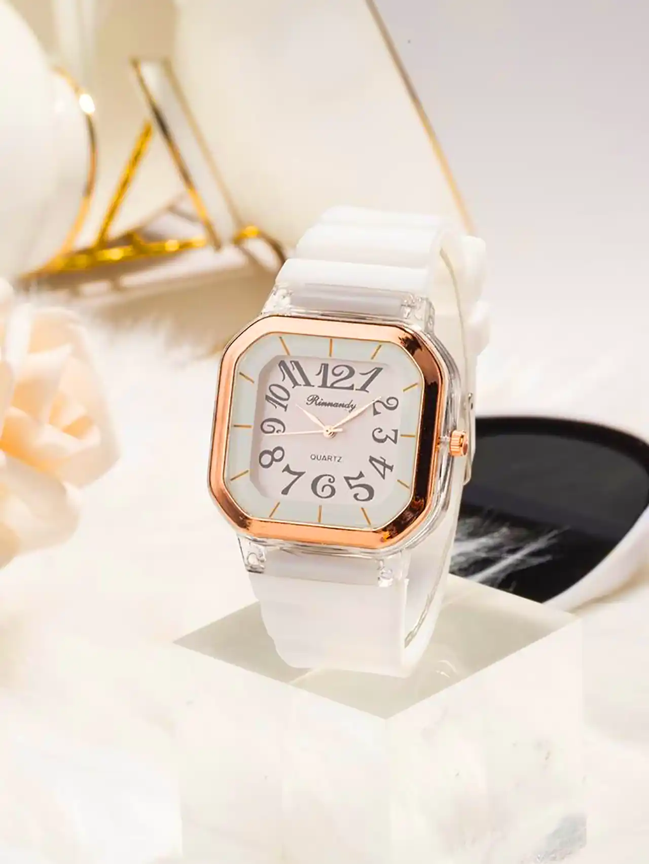 ساعت مآدینوشاپک دخترانه