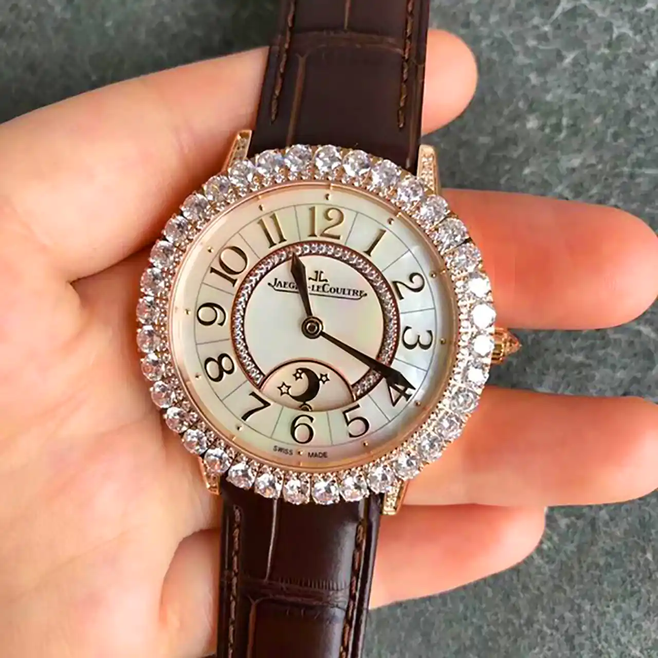 ساعت مچی خاص و زیبا دخترانه