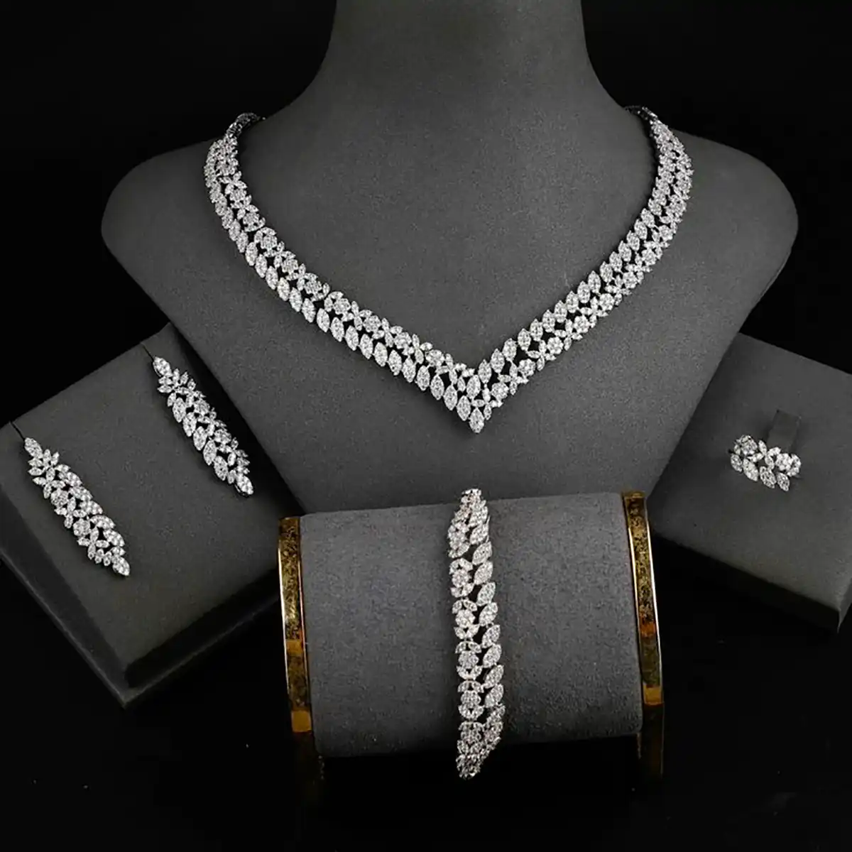 سرویس جواهر ترند عروس