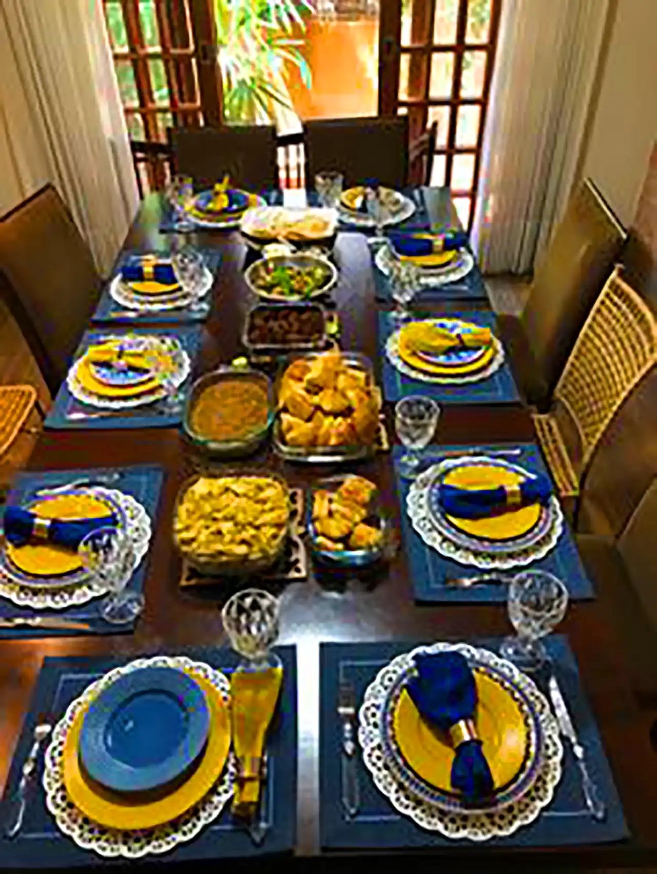 سرویس غذاخوری چینی برای جهیزیه 