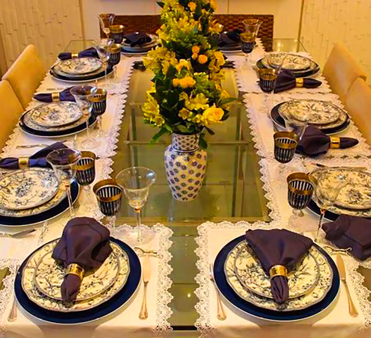 سرویس غذاخوری چینی برای جهیزیه 