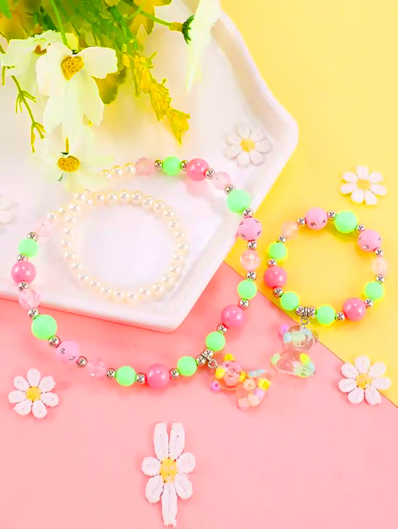 ست گردنبند و دستبند مرواریدی صورتی