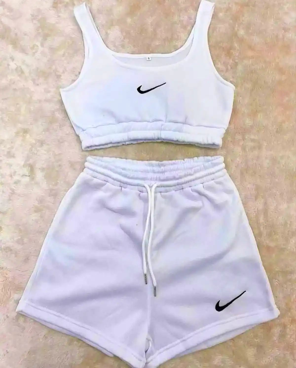 ست تاپ شرتک ورزشی زنانه