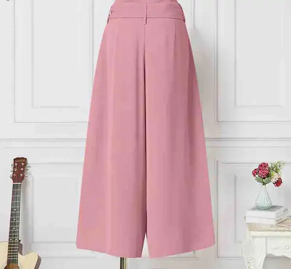 تعبیر خواب شلوار ابن سیرین + برای زن متاهل و باردار و دختر مجرد و از دید مولف