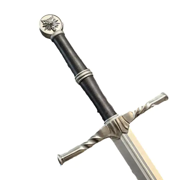 تعبیر خواب شمشیر زدن + برای زن متاهل و باردار و دختر مجرد و از دید مولف