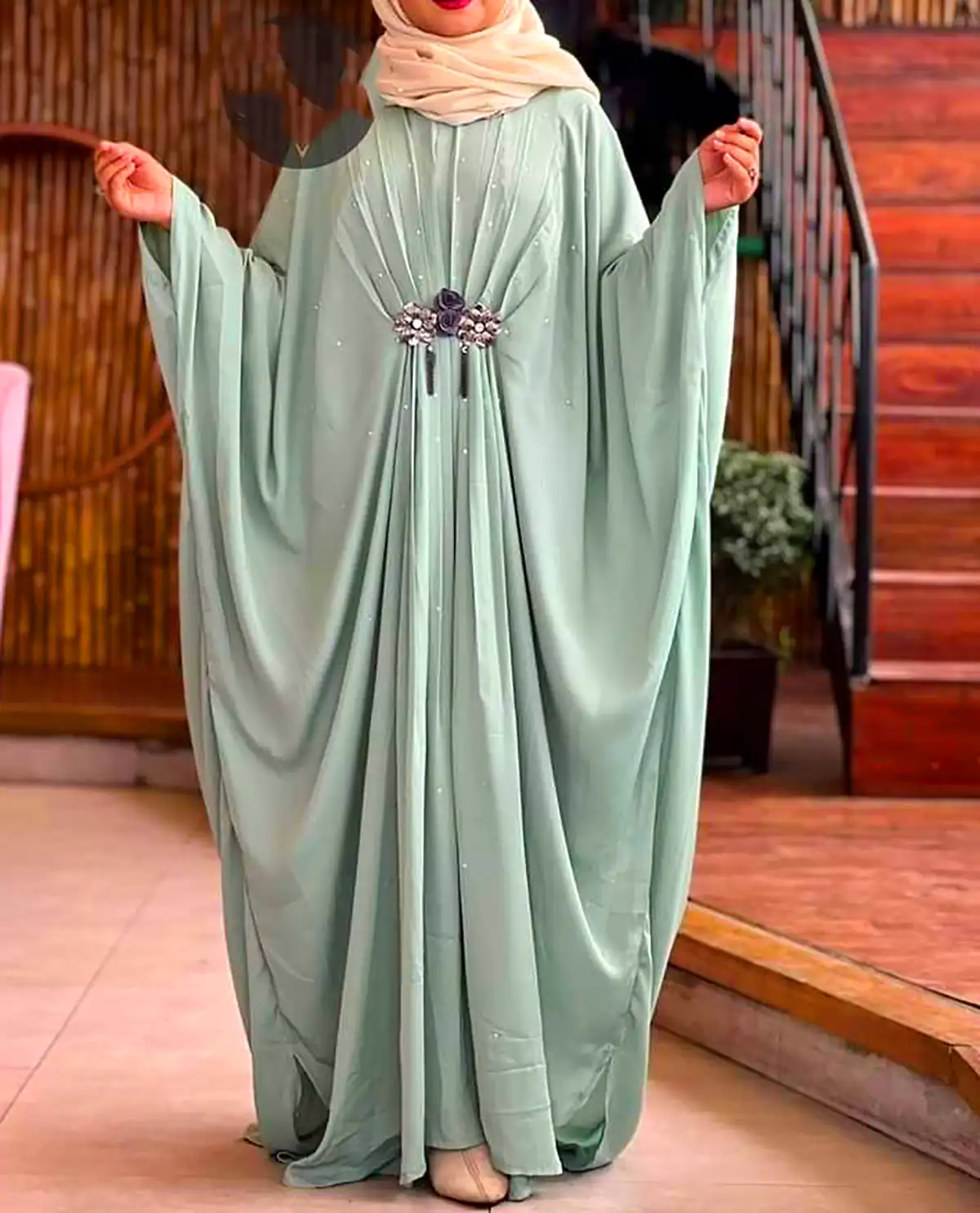 استایل پوشیده با پیراهن مازراتی