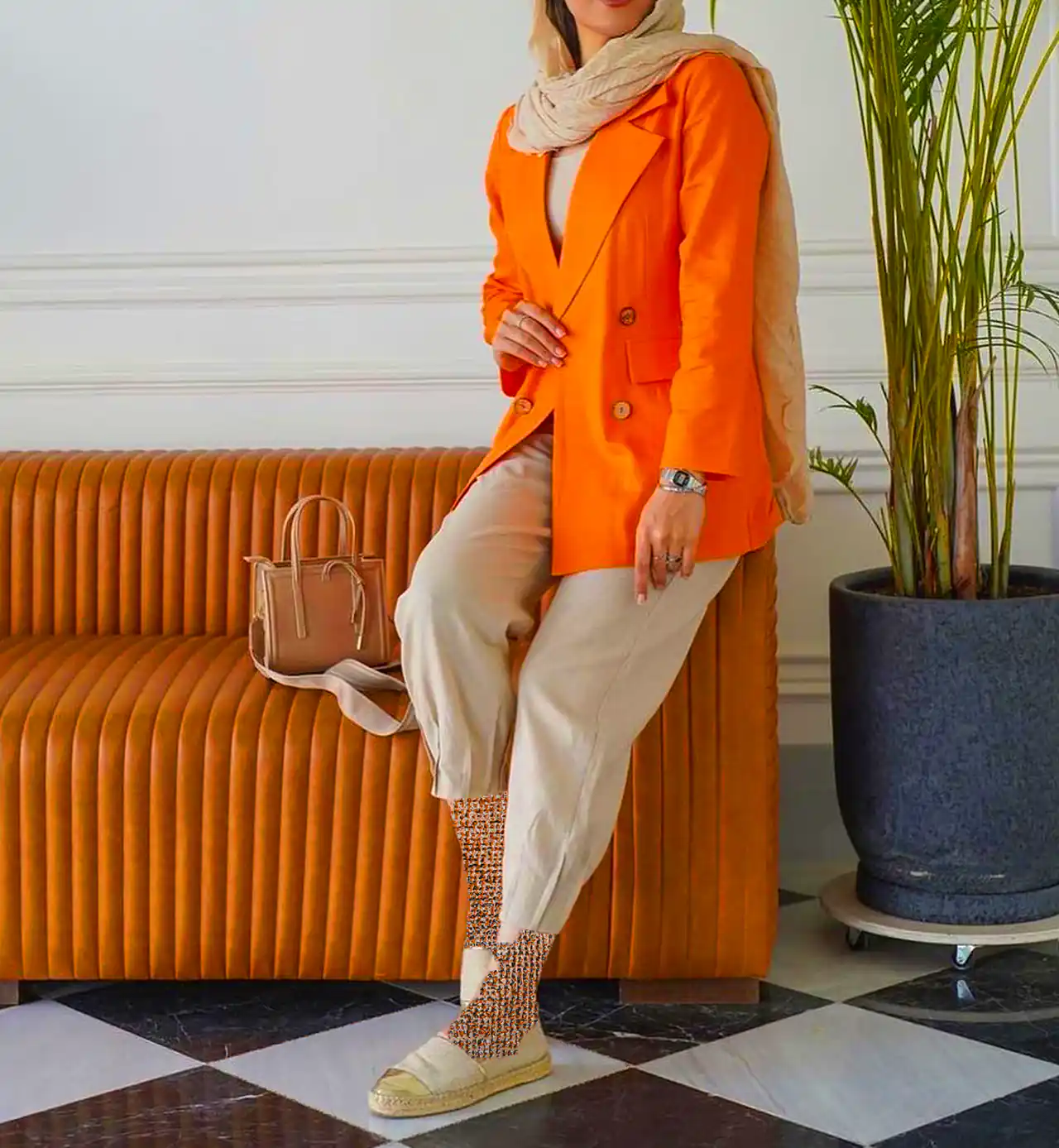 استایل زنانه شیک نارنجی 