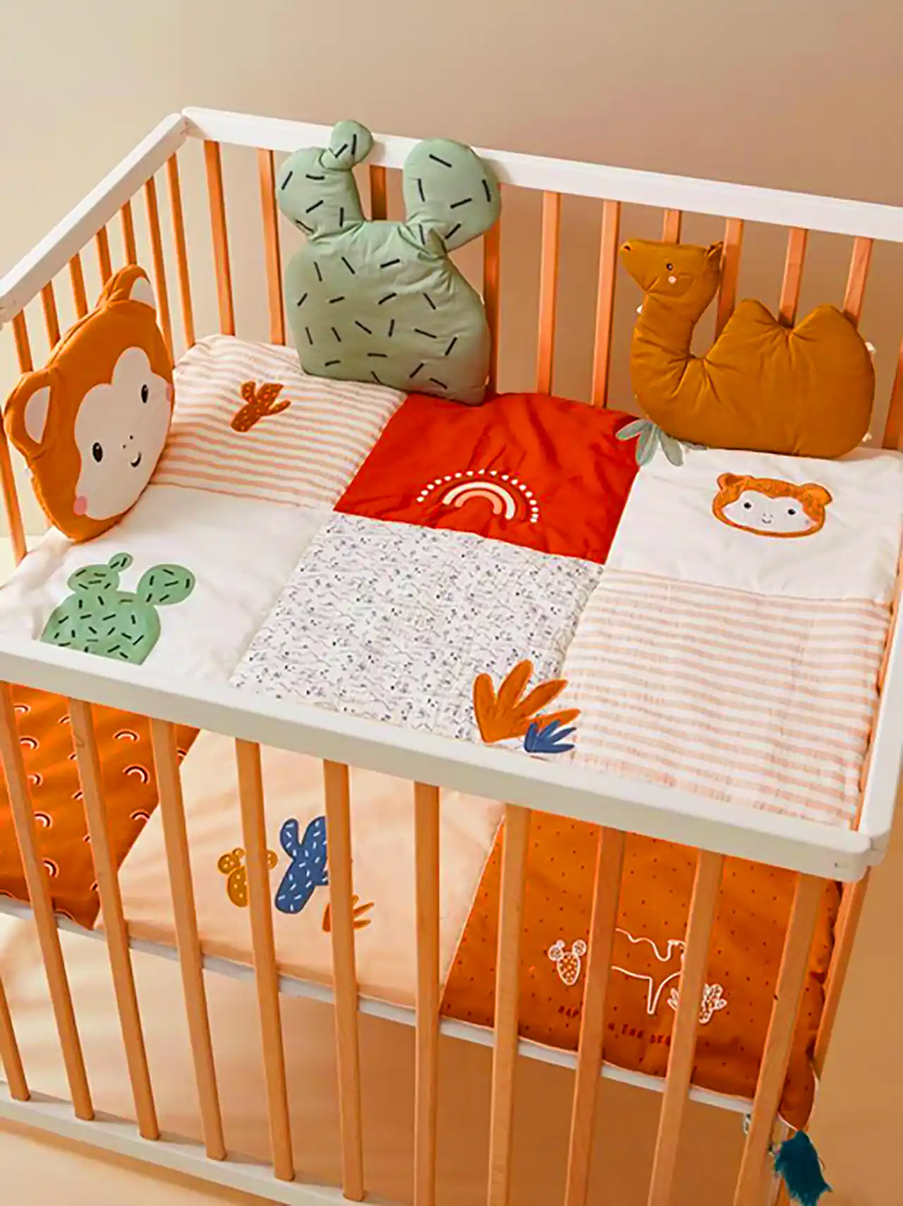 تخت حفاظ دار برای نوزاد