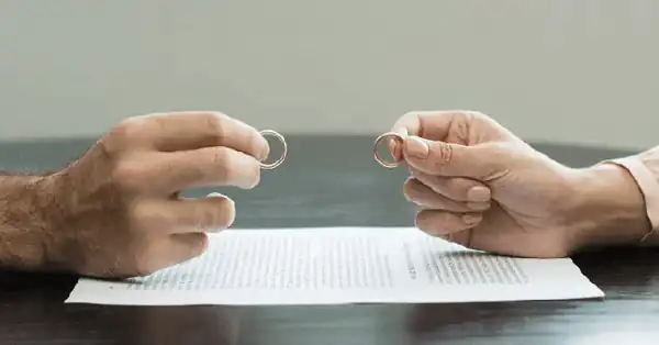 تعبیر خواب طلاق گرفتن برادر + برای زن متاهل و باردار و دختر مجرد و از دید مولف