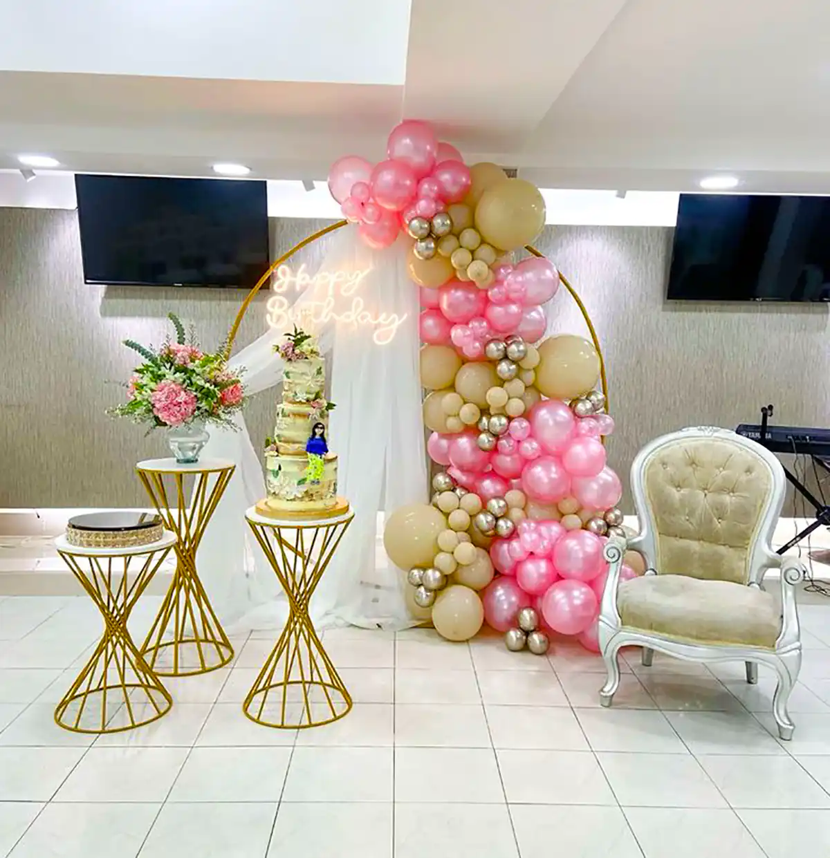 طاق بادکنکی برای جشن ها